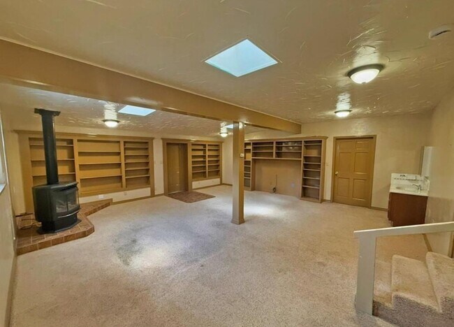 Building Photo - South Fork Rental Home