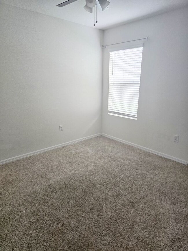 Building Photo - Gorgeous 3/2/2 in Beverly Hills!!!