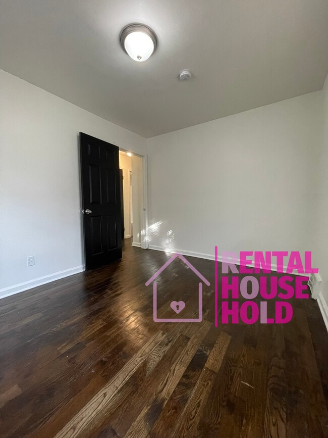 Building Photo - 12511 Whitehill St