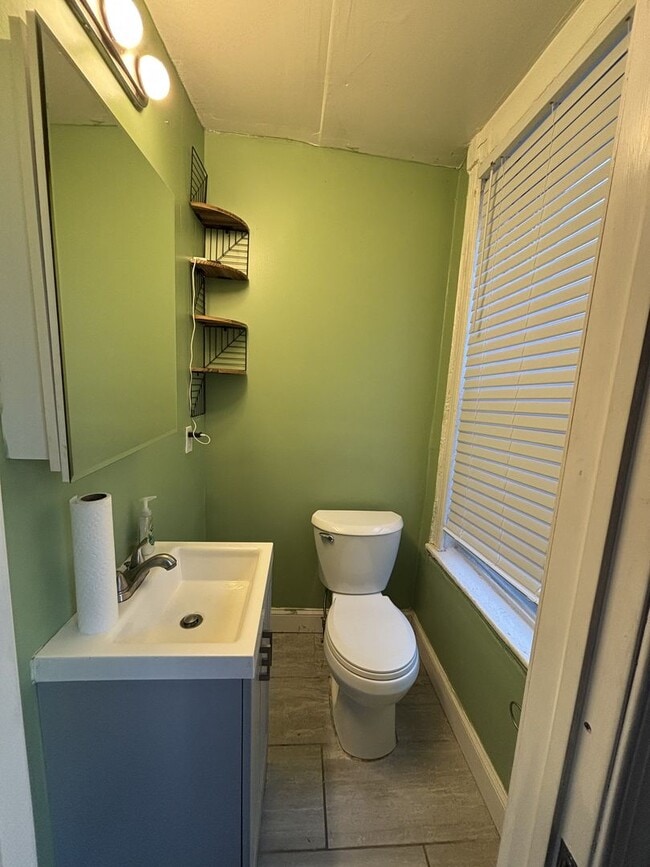 Building Photo - Beautifully Upgraded 2BR/2BA with Modern Finishes & Private Outdoor Space