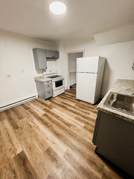 Building Photo - 20 Park St