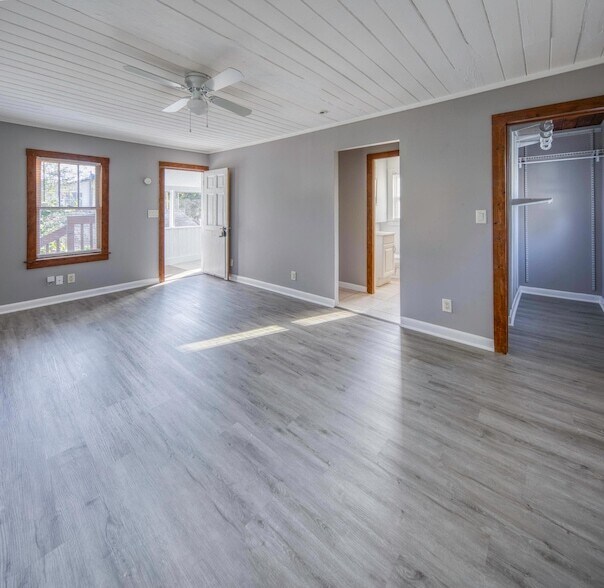 Building Photo - 225 S K St