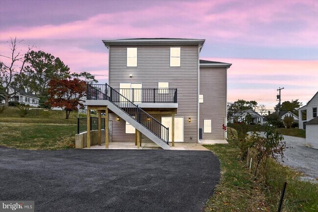 Building Photo - 914 Old Rixeyville Rd