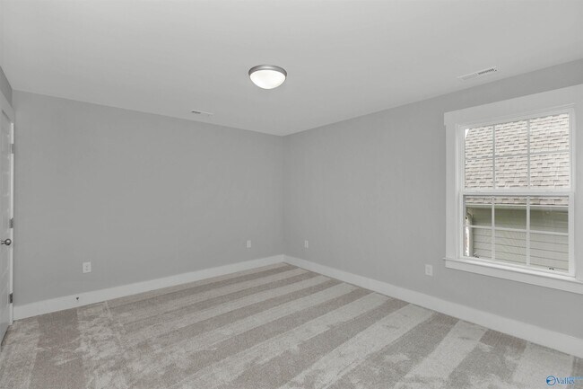 Building Photo - 113 Marlbrook Dr