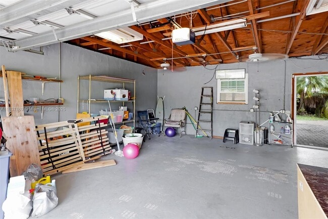 Building Photo - 11121 SW 203rd Terrace