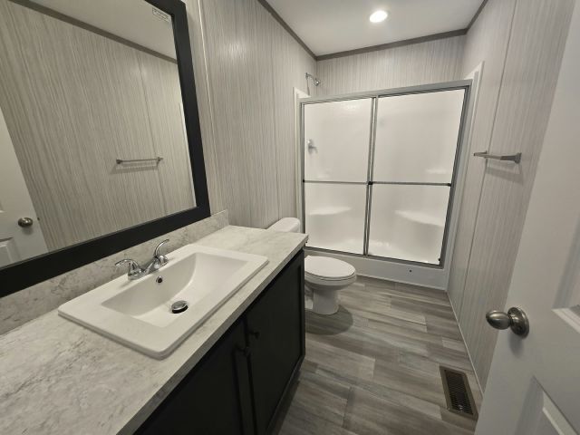 Building Photo - 233 Cleopatra Dr