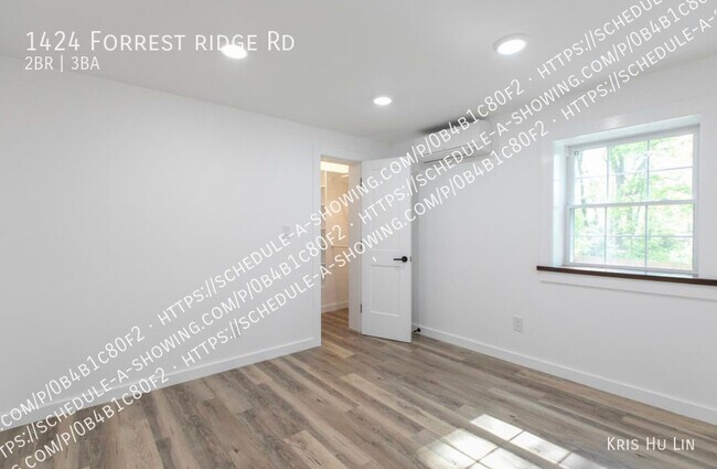 Building Photo - 2 bed/2 Bath with full basement & Den