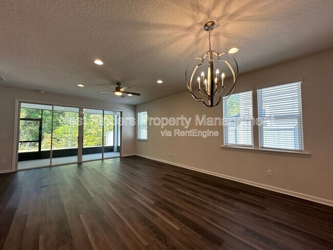 Building Photo - 282 Little Bear Run