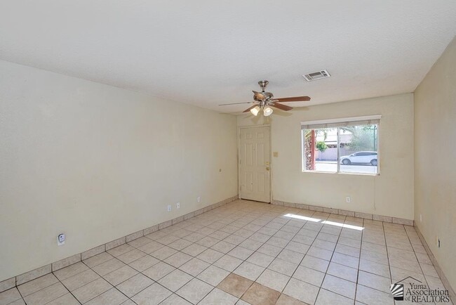 Building Photo - 1740 S 48th Way