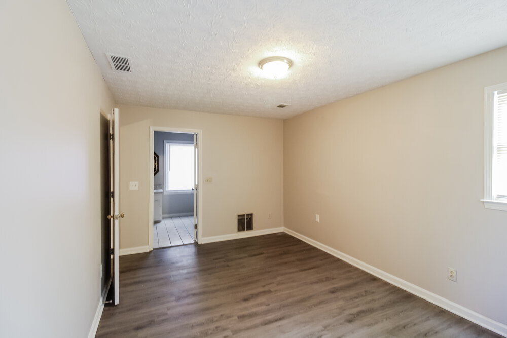 Building Photo - 2671 Ashley Cir