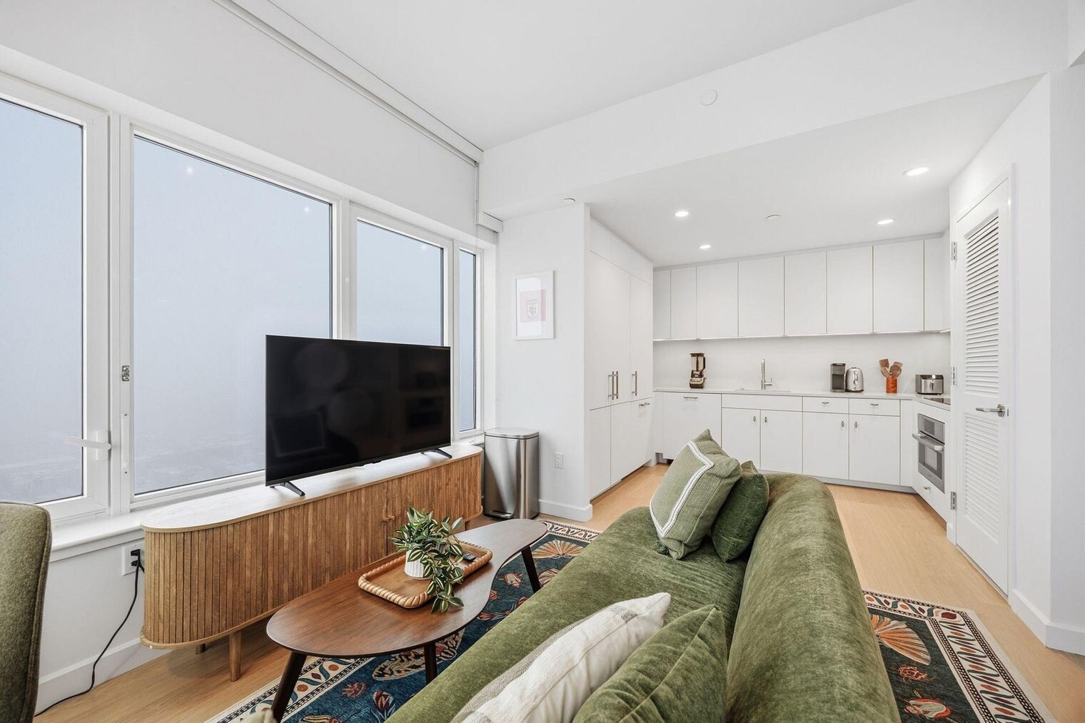 Building Photo - 16 Dupont St