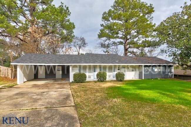Building Photo - $0 APPLICATION FEE!!!