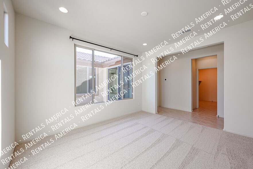 Building Photo - 18675 N 268th Ave