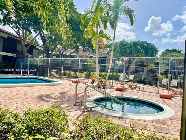 Building Photo - 2428 NW 49th Terrace