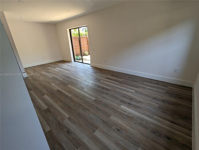 Building Photo - 6445 SW 116th Pl