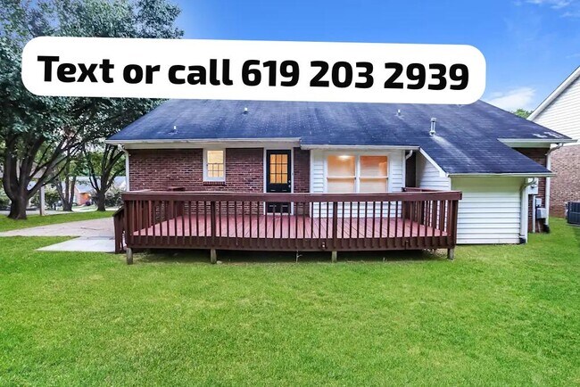 Primary Photo - 82 Paddington Dr SW
