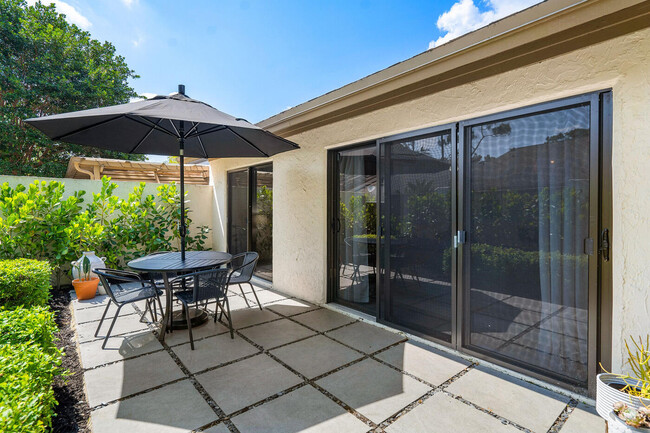 Building Photo - 12621 Shady Pines Ct