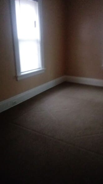 Building Photo - 1013 Nathaniel Rd