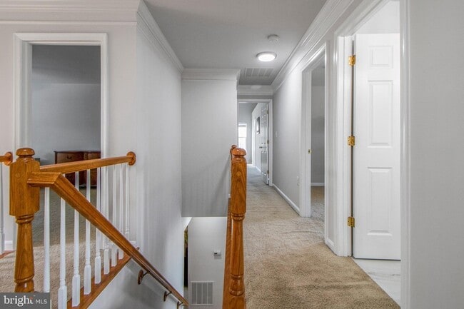 Building Photo - 115 Richard Dr SE