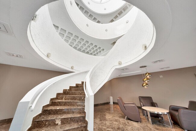 Building Photo - 1360 S Ocean Blvd