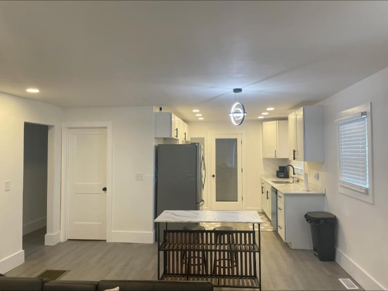 Building Photo - 608 Crawford Rd