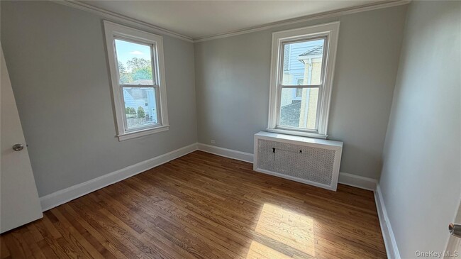 Building Photo - 135 Webster Ave