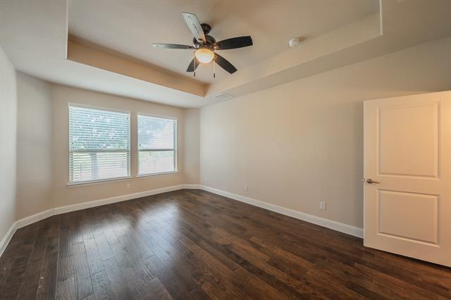 Building Photo - 15505 Bluffdale Dr