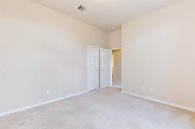 Building Photo - 3531 Urban Woods Trail