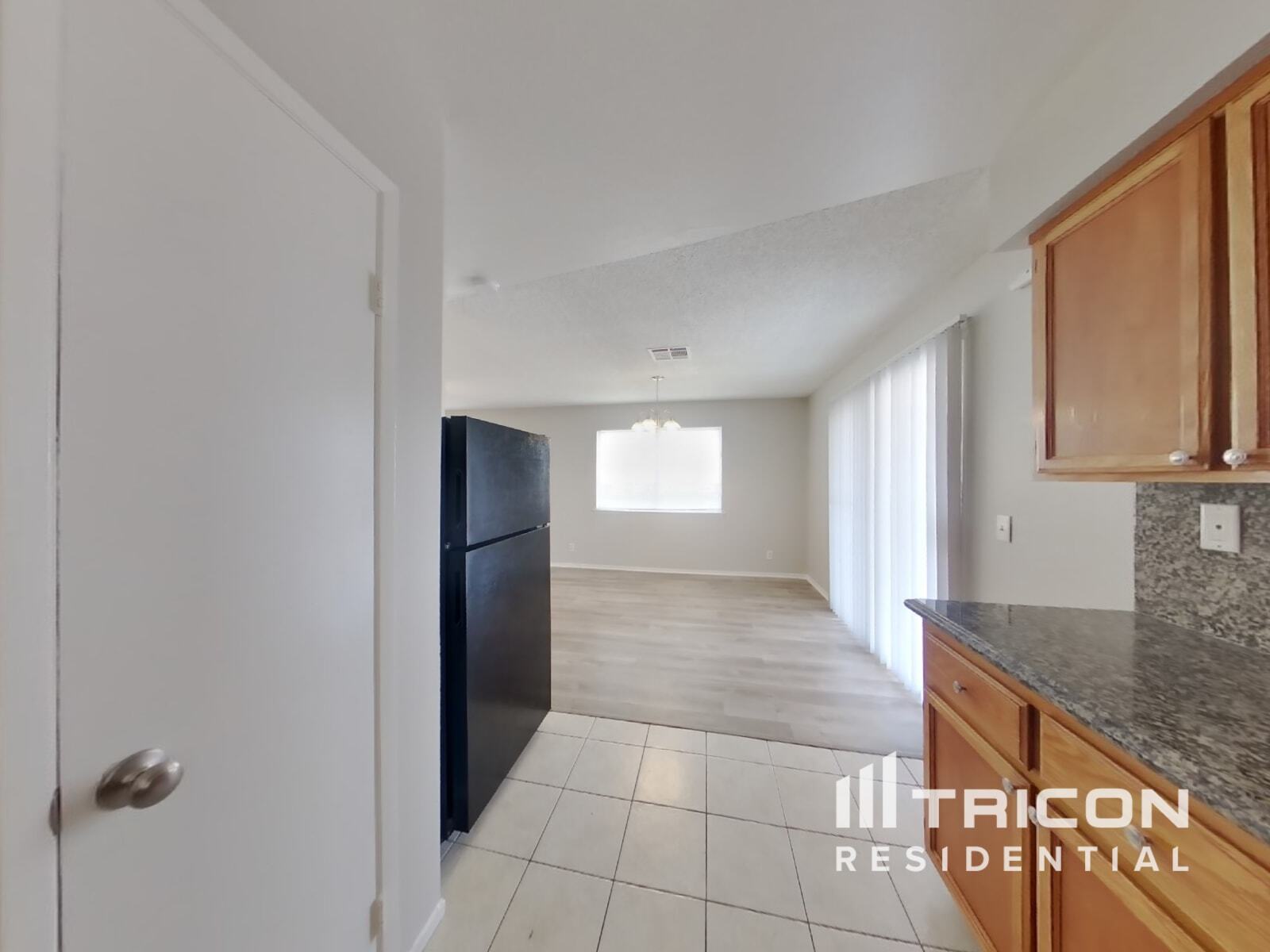 Building Photo - 1004 Bird Springs Dr
