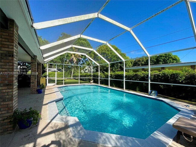 Building Photo - 8522 SW 148th Terrace