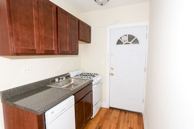 Building Photo - 2710 N Mildred