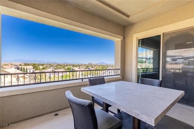 Building Photo - 11338 Villa Bellagio Dr