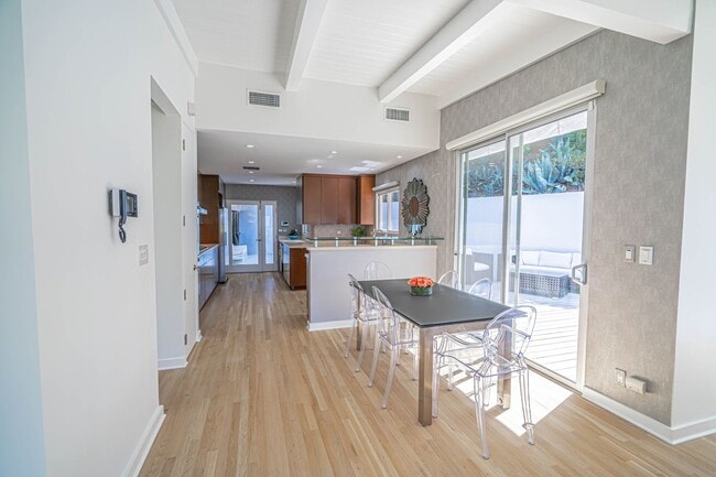 Building Photo - COMING SOON! 3 Bedroom Home for Rent in West Hollywood!