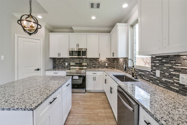 Building Photo - 6835 Tara Dr