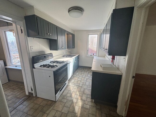 Building Photo - New Year, New Home, $500 Off! This is a Lease-to-Own – Not a typical rental.