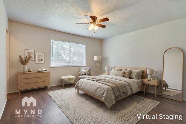 Building Photo - 3237 Chalmette Ct