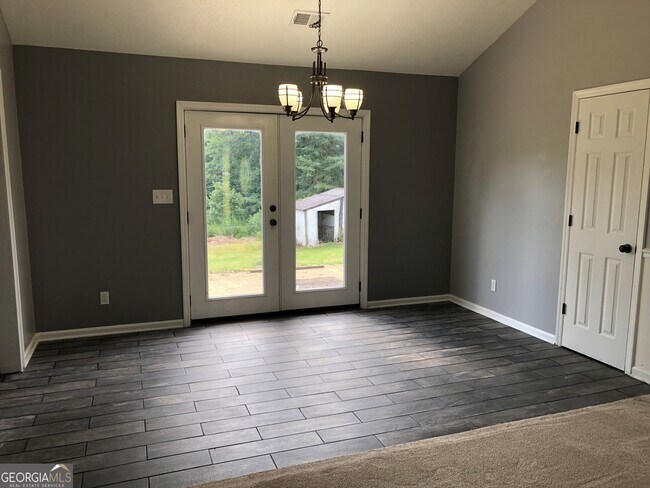 Building Photo - 60 Ridge Dr