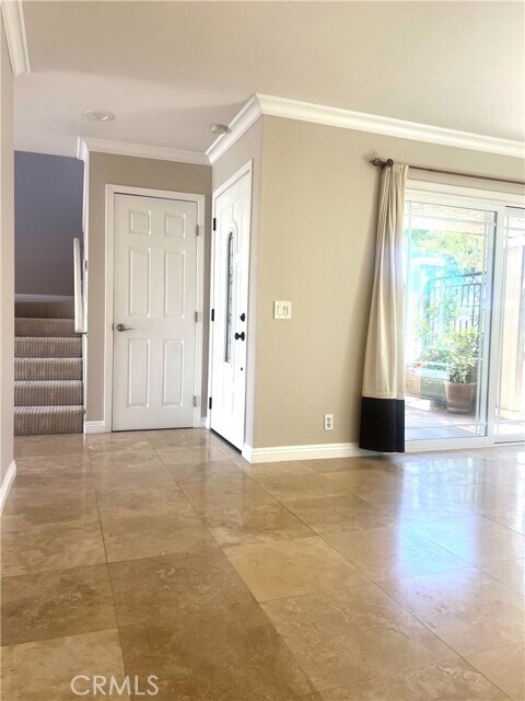 Building Photo - 5052 Hampton Ct