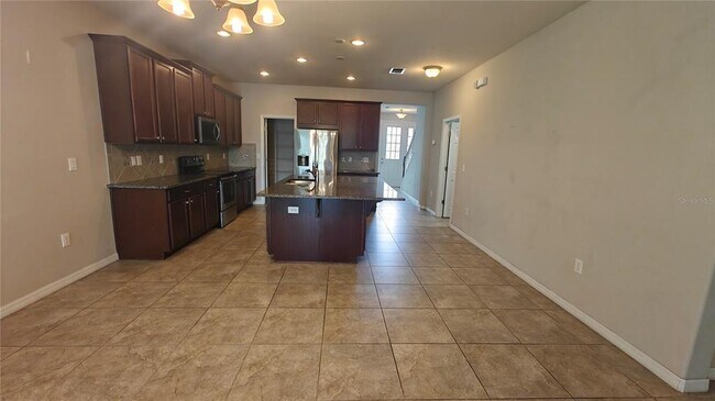 Building Photo - 3010 Jardin St