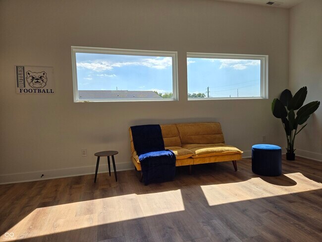 Building Photo - 1026 St Peter St