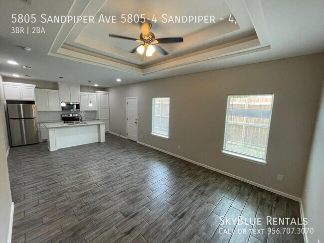 Building Photo - 5805 Sandpiper Ave