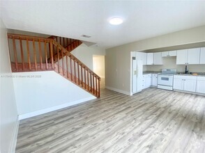 Building Photo - 2593 W 60th Pl