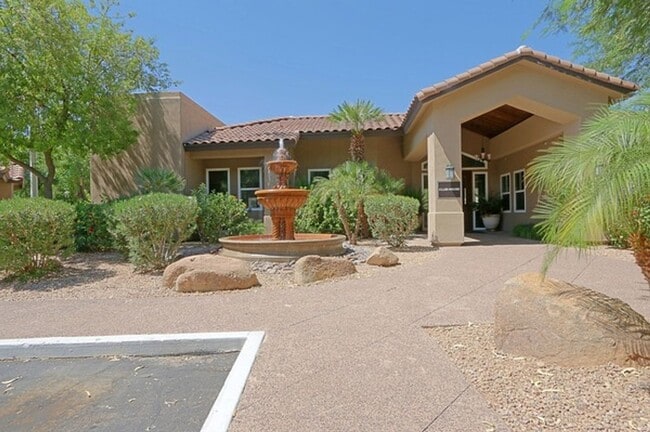 Building Photo - Furnished North Scottsdale Condo off the 101 loop!!