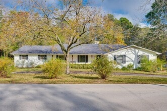 Building Photo - 215 Perryman Rd
