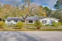 Building Photo - 215 Perryman Rd