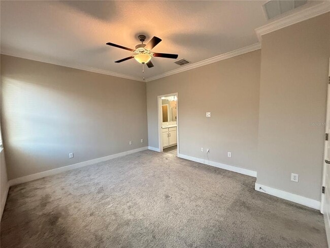 Building Photo - 9800 Little Bluestem Dr