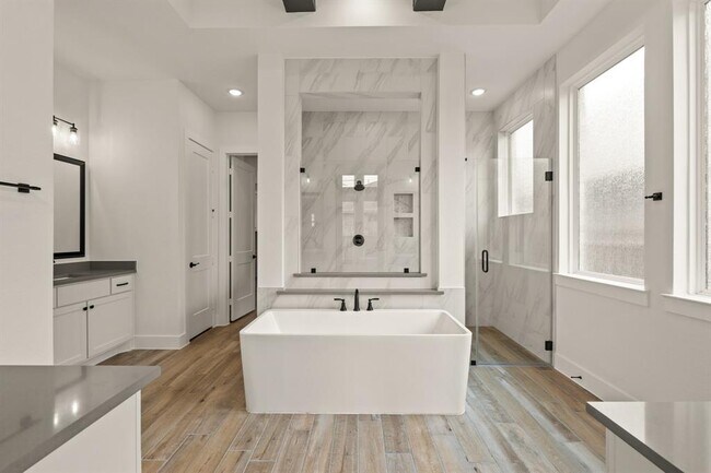 Building Photo - 32707 Fly Fish Wy