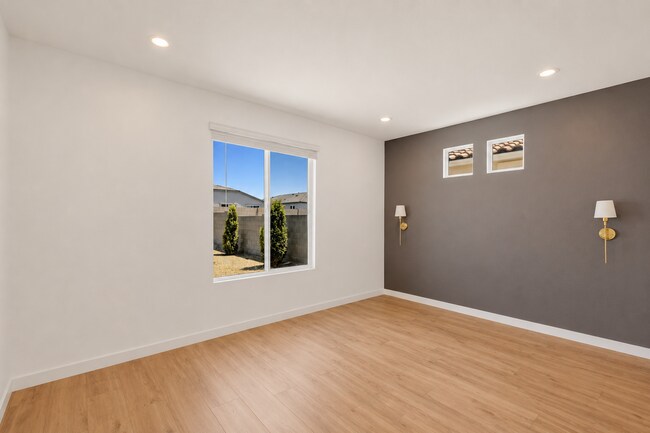 Building Photo - 18128 W Soft Wind Dr