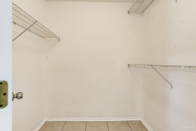 Building Photo - 3565 Stratford Ln