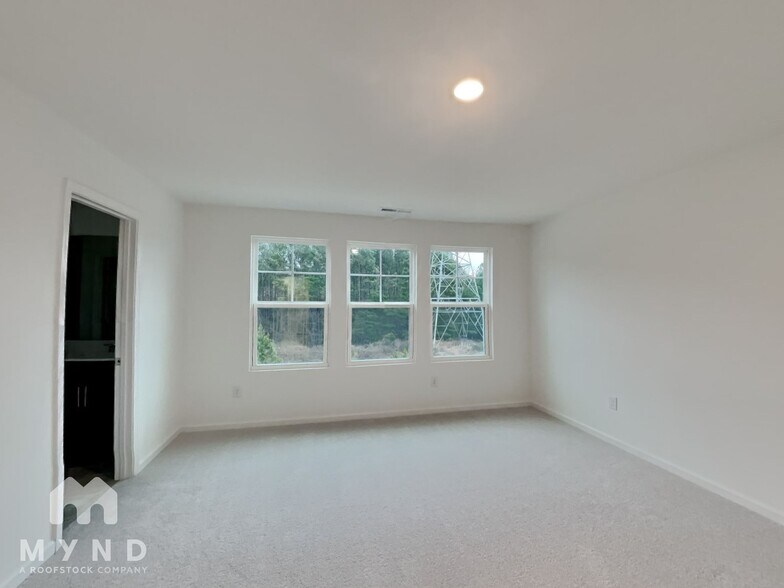 Building Photo - 1102 Constellation Cir